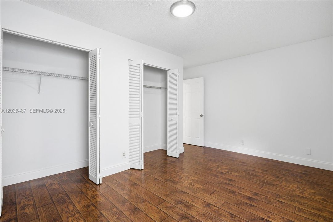 For Rent: $3,500 (3 beds, 2 baths, 2079 Square Feet)