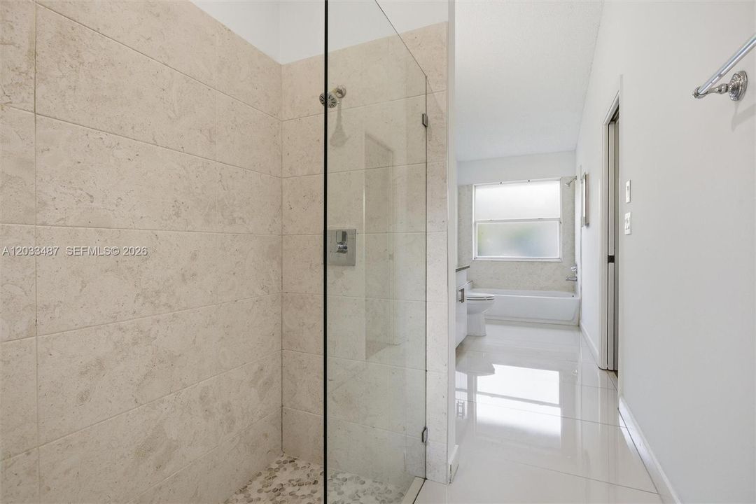 For Rent: $3,500 (3 beds, 2 baths, 2079 Square Feet)