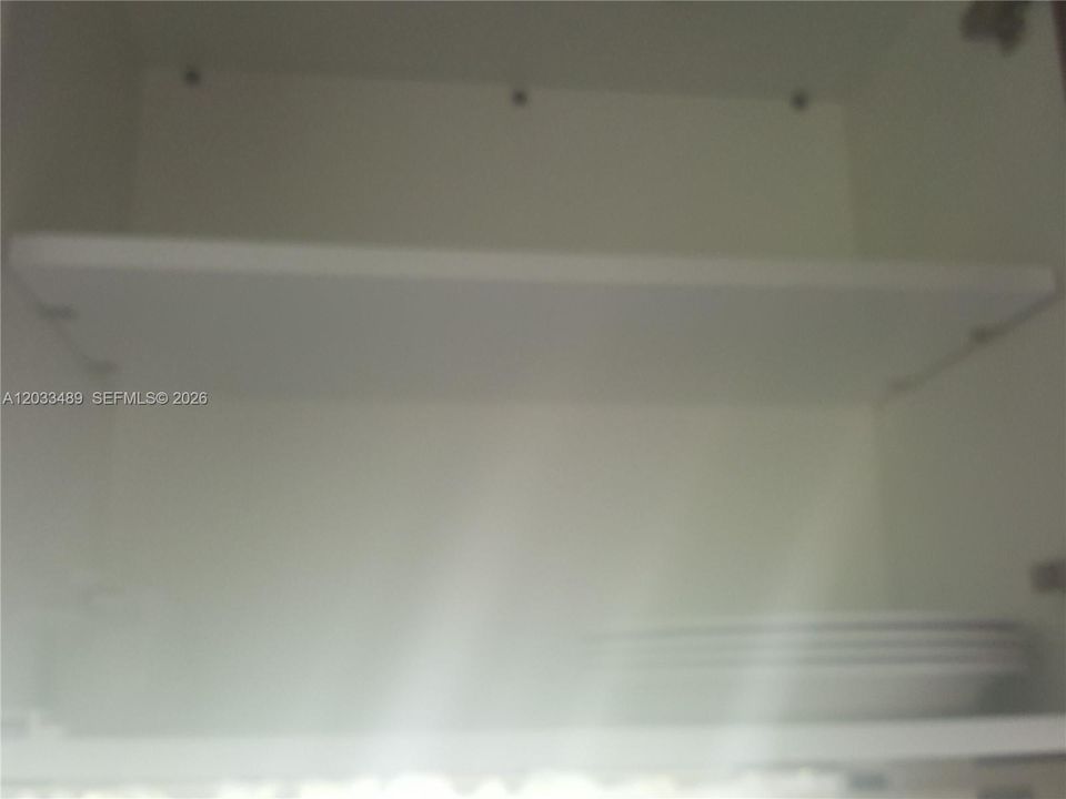 For Sale: $254,900 (1 beds, 1 baths, 767 Square Feet)