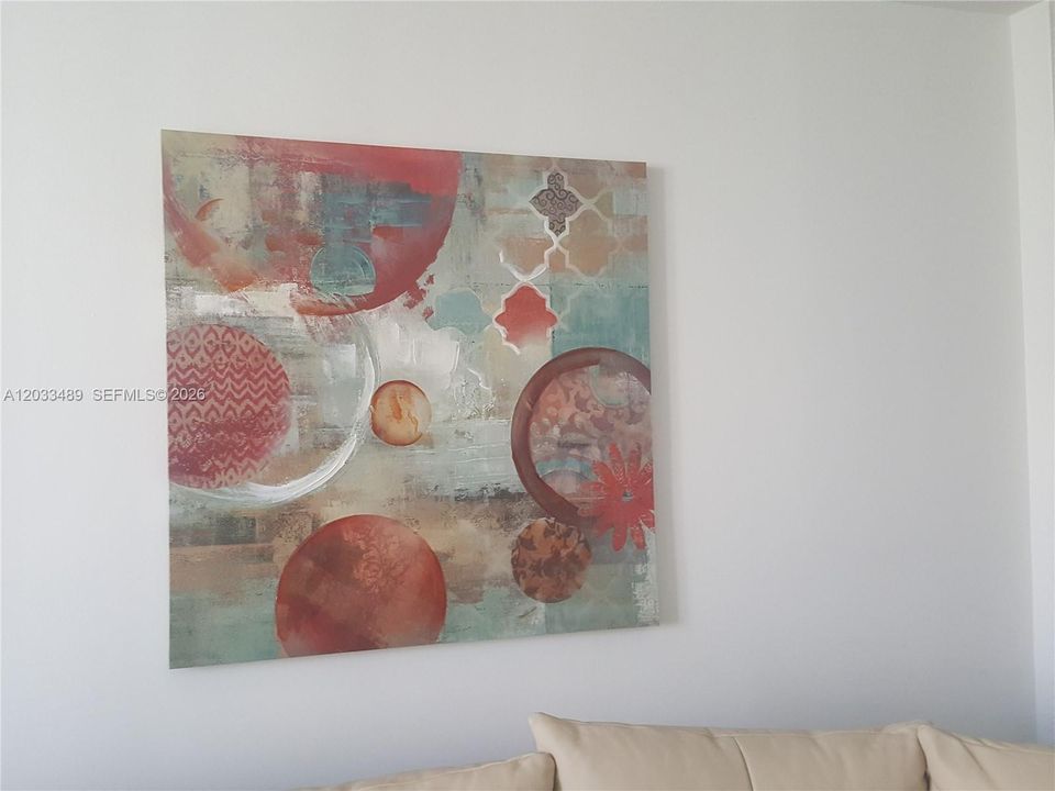 For Sale: $254,900 (1 beds, 1 baths, 767 Square Feet)