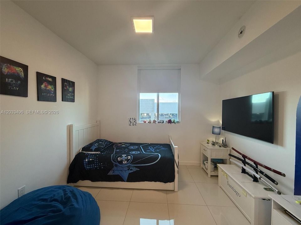 For Rent: $3,100 (2 beds, 2 baths, 1066 Square Feet)