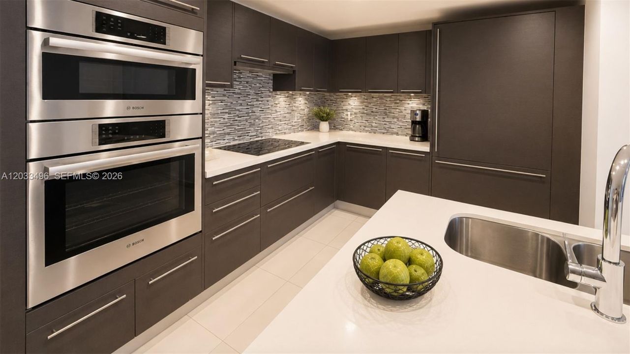 For Rent: $3,100 (2 beds, 2 baths, 1066 Square Feet)