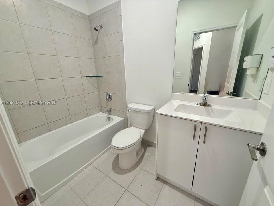 В аренду: $2,900 (3 спален, 2 ванн, 1697 Квадратных фут)