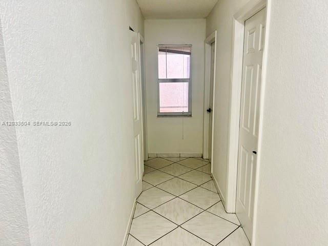 Active With Contract: $525,000 (4 beds, 2 baths, 2304 Square Feet)
