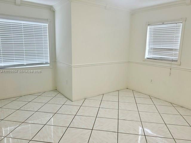 Active With Contract: $525,000 (4 beds, 2 baths, 2304 Square Feet)