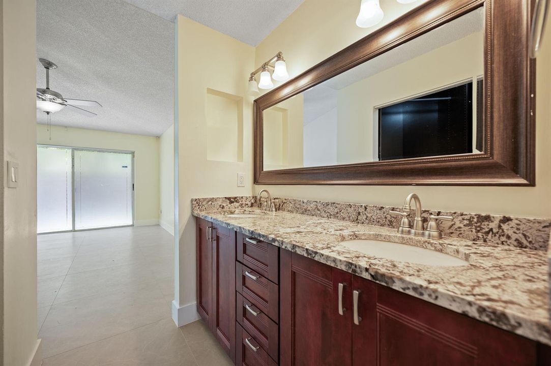 16-web-or-mls-13400-nw-5th-ct