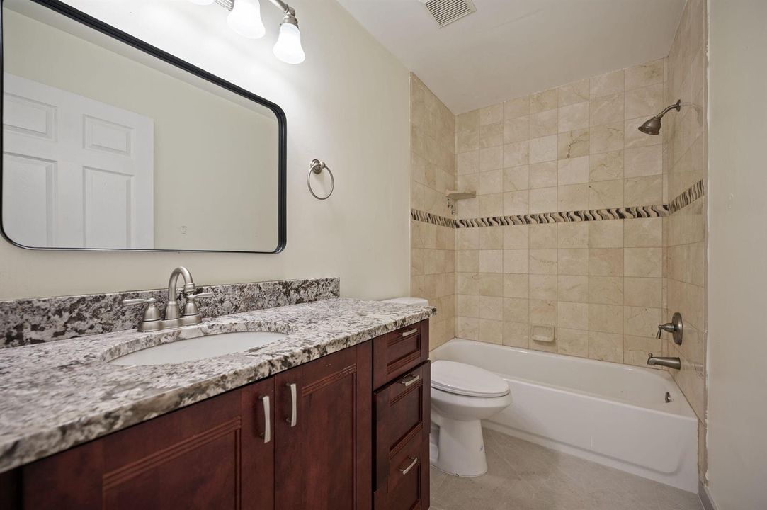 21-web-or-mls-13400-nw-5th-ct