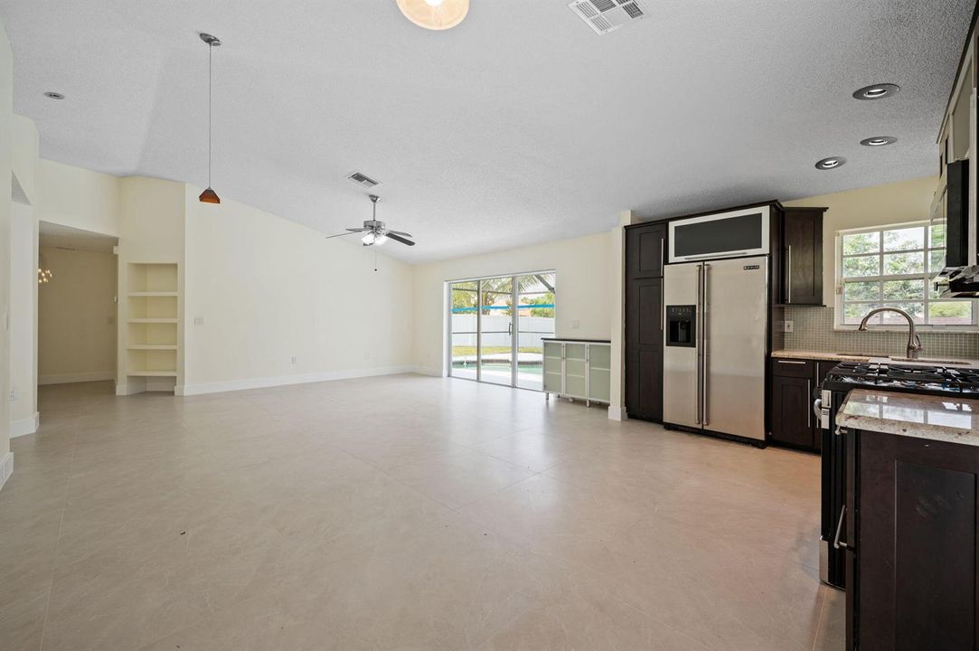 9-web-or-mls-13400-nw-5th-ct