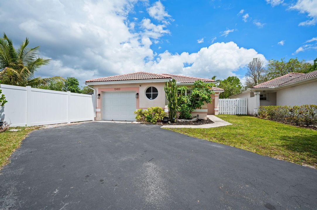 2-web-or-mls-13400-nw-5th-ct