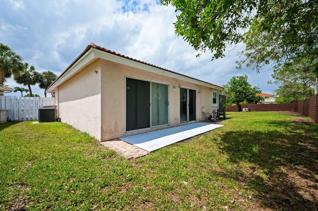 28-web-or-mls-13400-nw-5th-ct