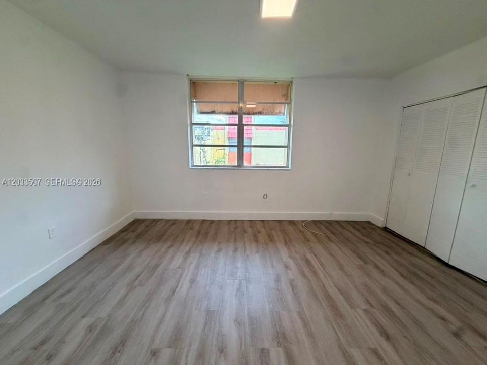 For Sale: $250,000 (2 beds, 2 baths, 1200 Square Feet)