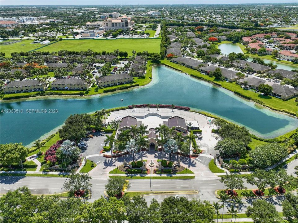 For Sale: $329,900 (2 beds, 2 baths, 1258 Square Feet)
