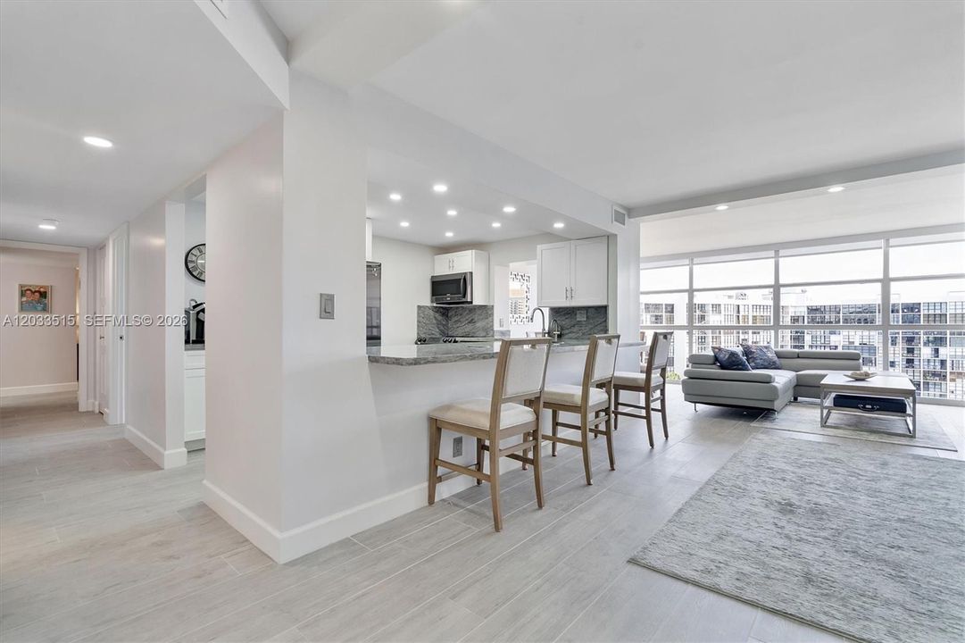 For Sale: $450,000 (2 beds, 2 baths, 1455 Square Feet)