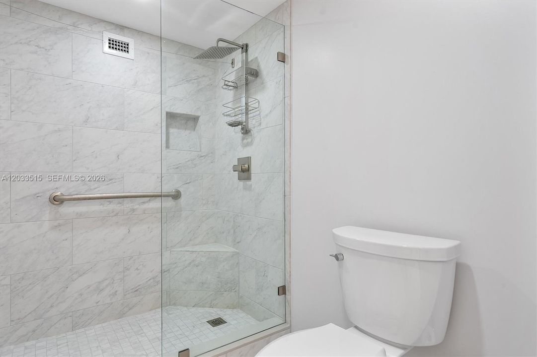 For Sale: $450,000 (2 beds, 2 baths, 1455 Square Feet)