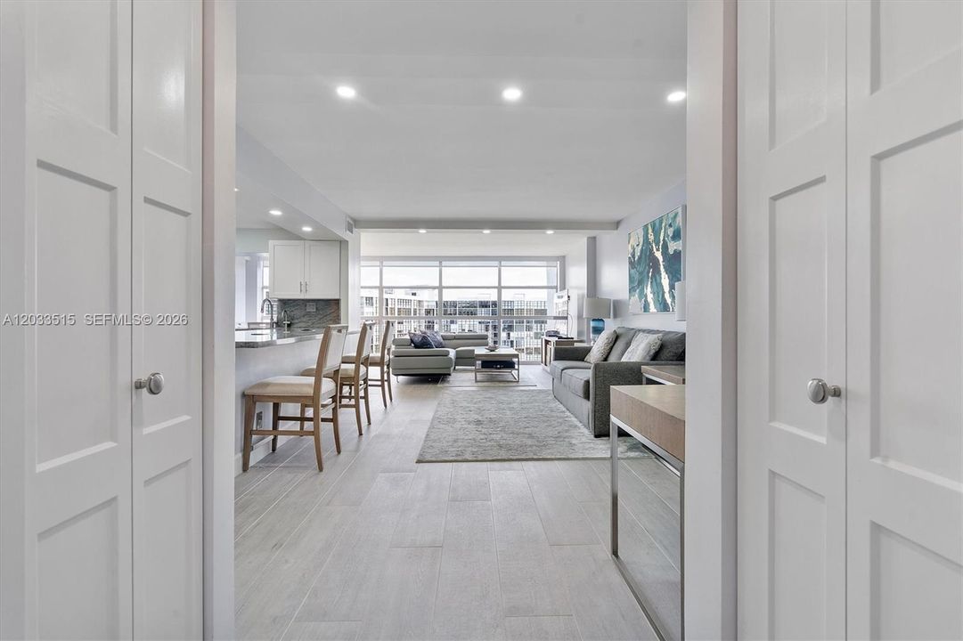 For Sale: $450,000 (2 beds, 2 baths, 1455 Square Feet)