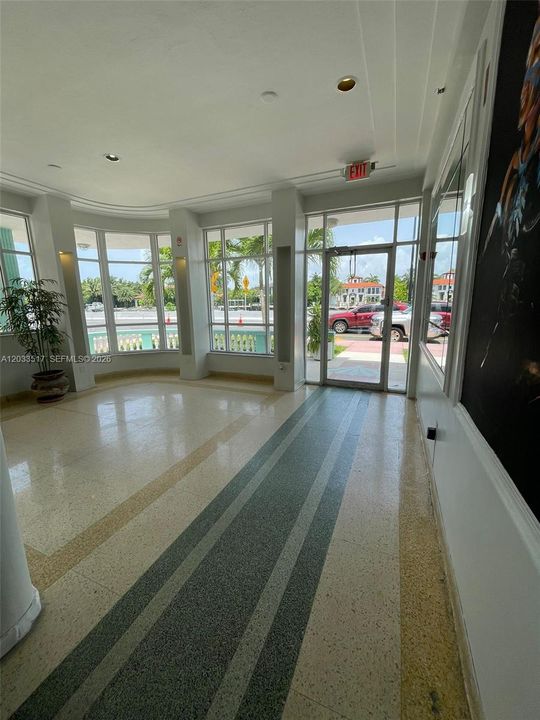 For Rent: $1,790 (0 beds, 1 baths, 315 Square Feet)