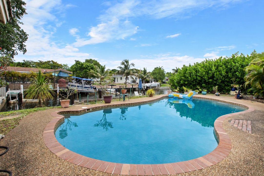 The Pool has Virtual Edits to the water