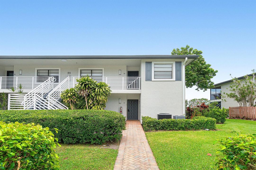 001-21SouthportLane-C-BoyntonBeach-FL-33