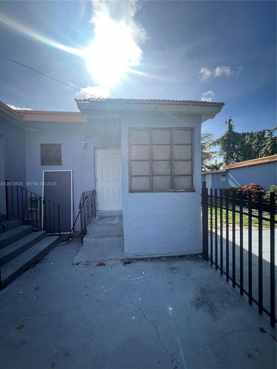 For Rent: $1,100 (1 beds, 1 baths, 0 Square Feet)