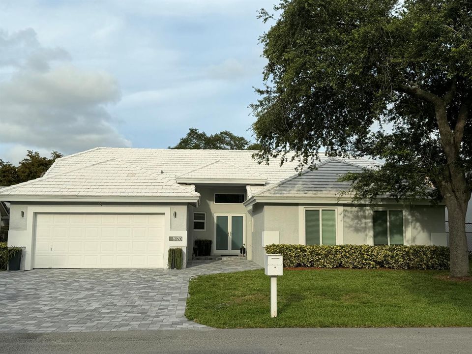 5120 frontyard