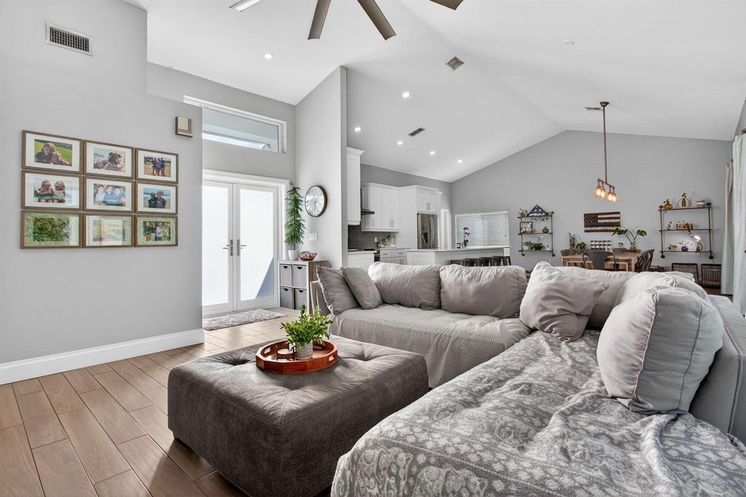 5120livingroom