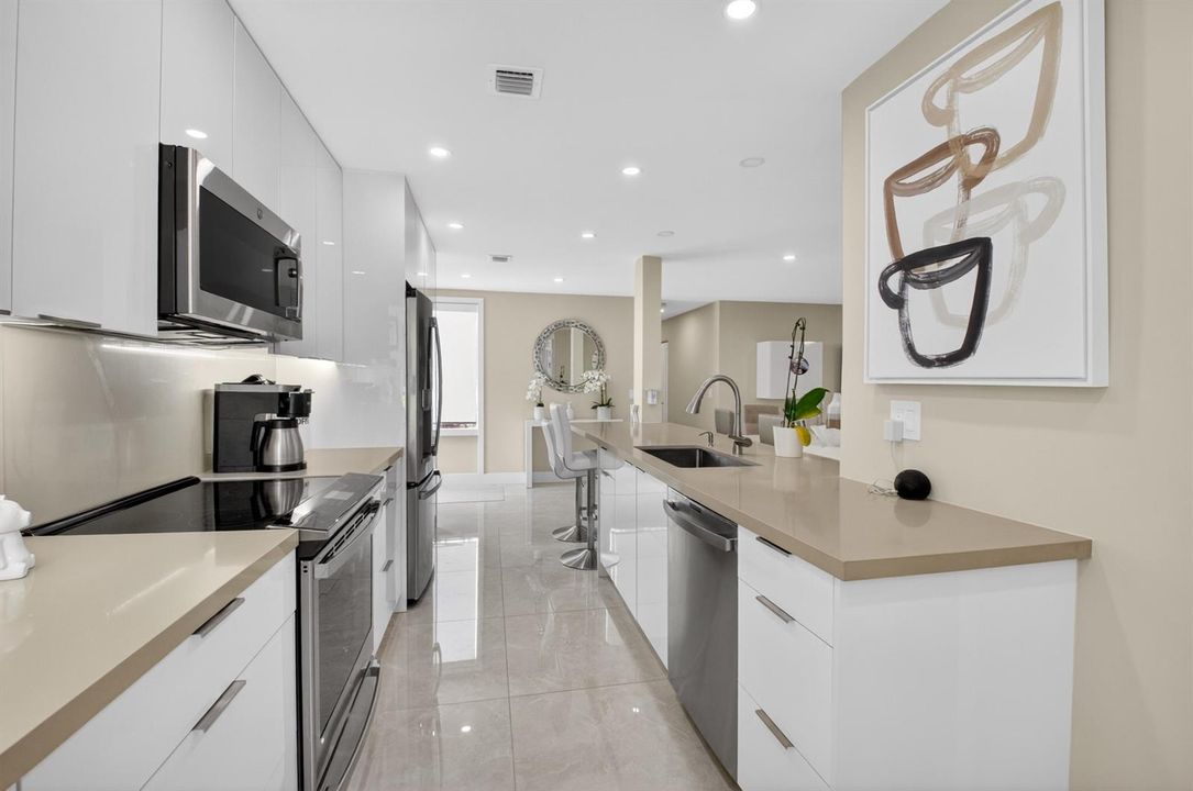 KITCHEN