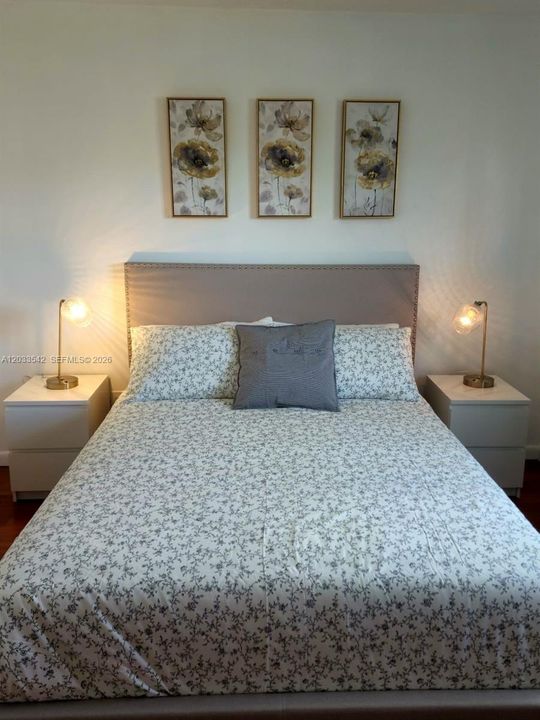 For Rent: $2,500 (1 beds, 1 baths, 680 Square Feet)