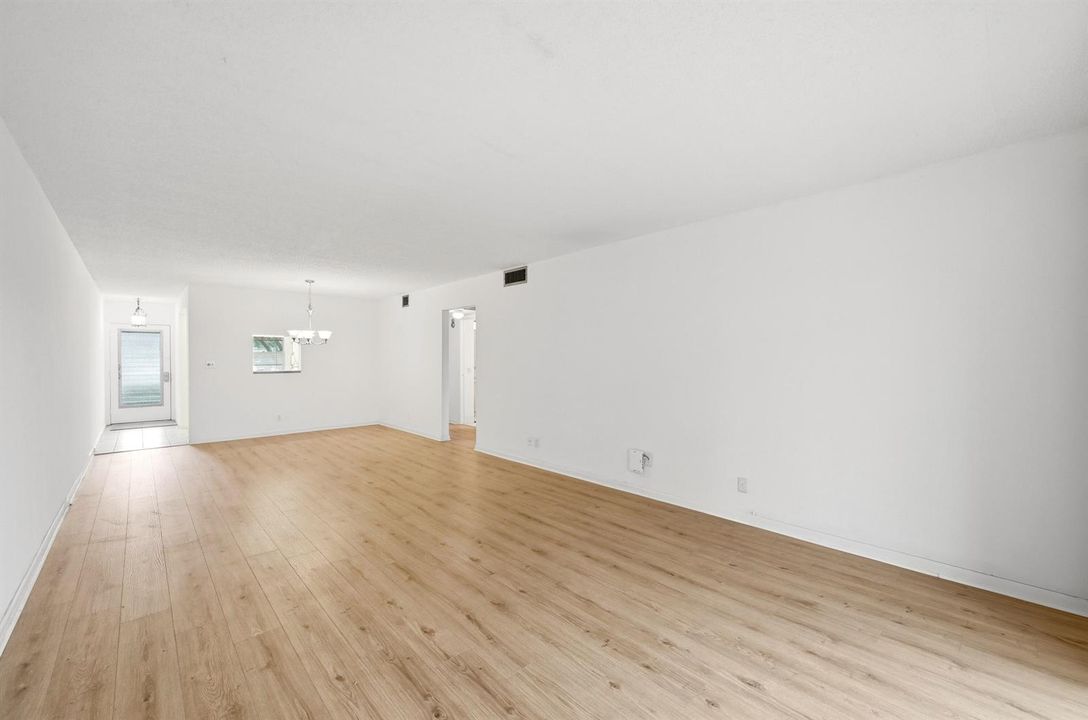 12_living room