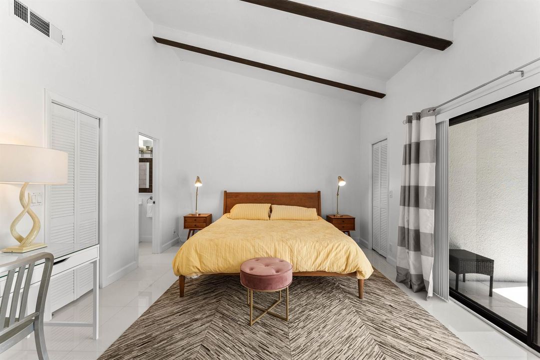 023-250SouthOceanBoulevard-269-DelrayBea