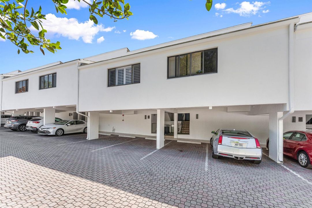 024-250SouthOceanBoulevard-269-DelrayBea