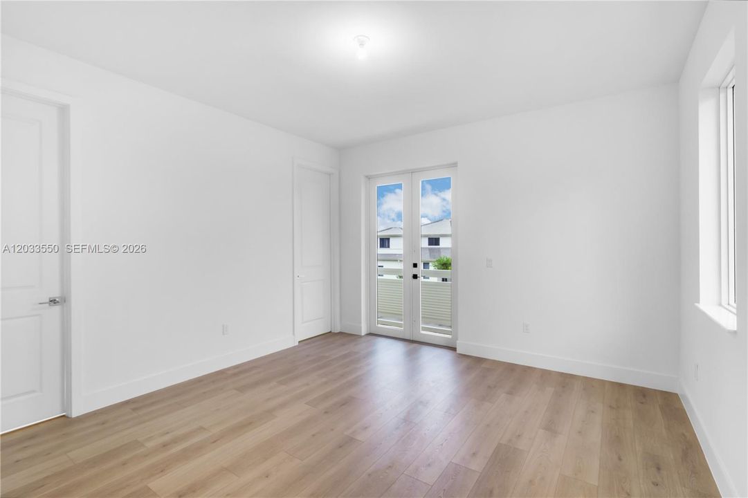 Upstairs bedroom 4