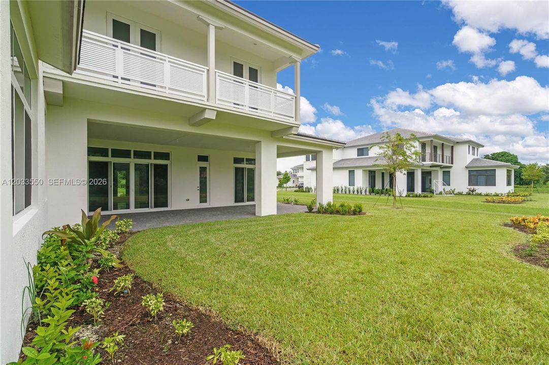 En Venta: $2,450,000 (6 camas, 6 baños, 5918 Pies cuadrados)