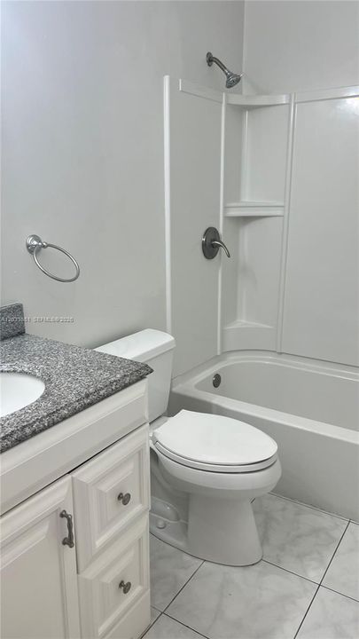 For Rent: $2,695 (3 beds, 2 baths, 1220 Square Feet)