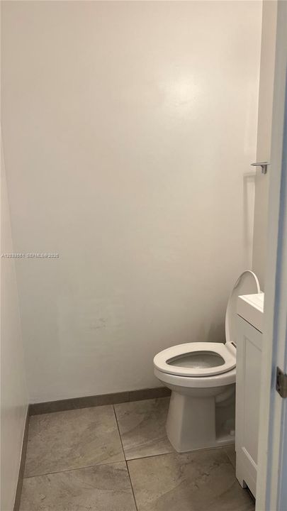 For Rent: $2,695 (3 beds, 2 baths, 1220 Square Feet)
