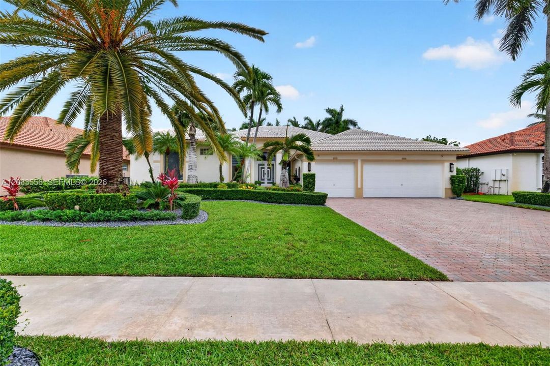 For Sale: $1,850,000 (5 beds, 3 baths, 3591 Square Feet)