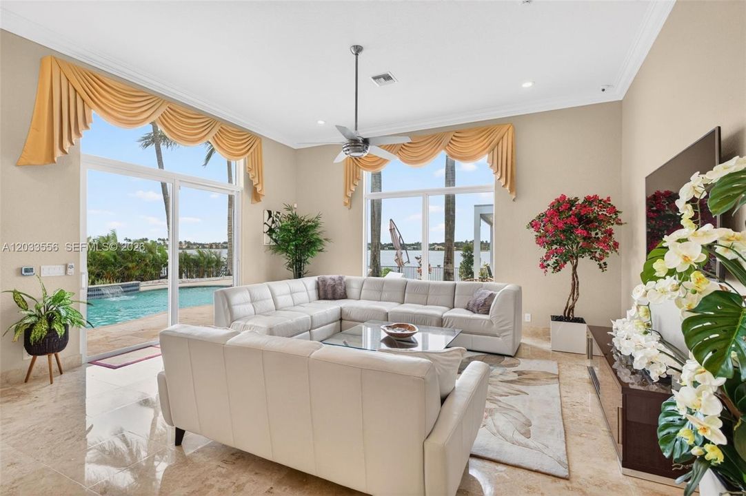 For Sale: $1,850,000 (5 beds, 3 baths, 3591 Square Feet)
