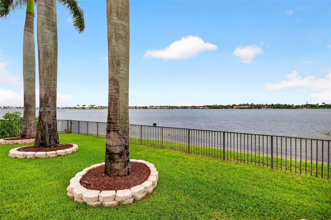 For Sale: $1,850,000 (5 beds, 3 baths, 3591 Square Feet)