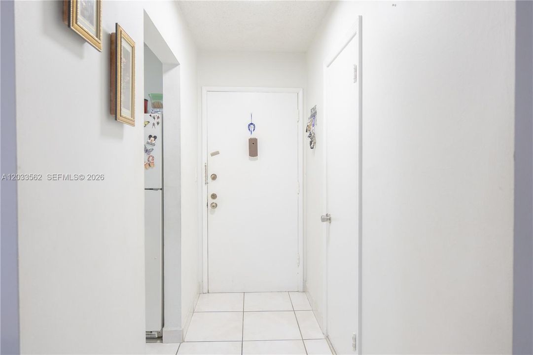 En Venta: $250,000 (2 camas, 1 baños, 955 Pies cuadrados)