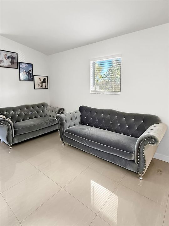 En Renta: $2,200 (3 camas, 2 baños, 1176 Pies cuadrados)