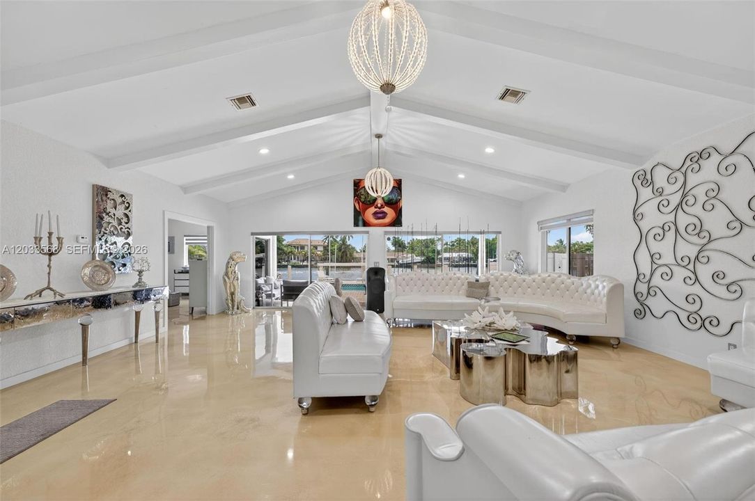 For Rent: $9,600 (3 beds, 3 baths, 2786 Square Feet)