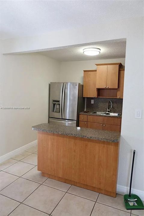 For Sale: $650,000 (3 beds, 2 baths, 1036 Square Feet)