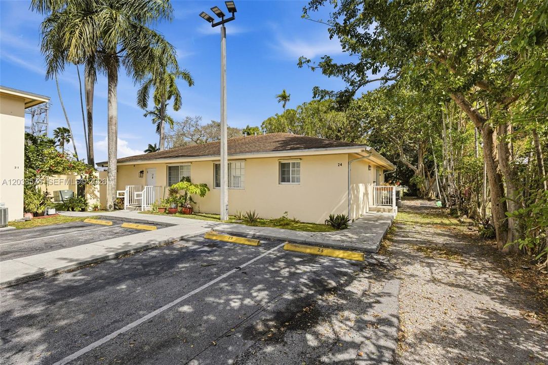 For Rent: $2,200 (2 beds, 1 baths, 0 Square Feet)