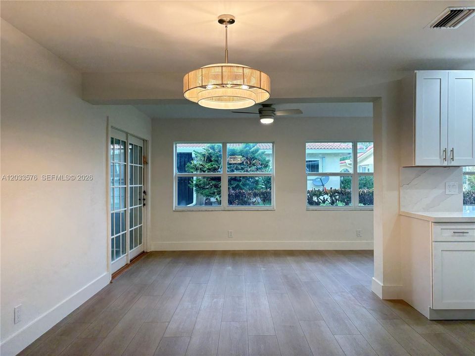 For Rent: $3,100 (3 beds, 2 baths, 1624 Square Feet)
