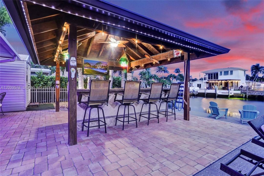 For Sale: $1,249,999 (3 beds, 2 baths, 1481 Square Feet)