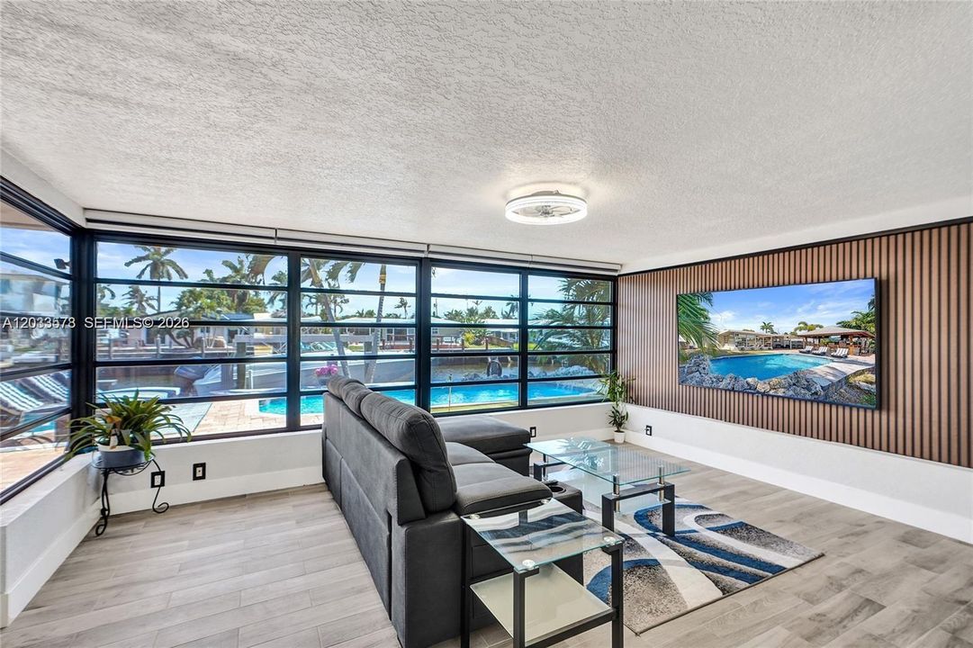 For Sale: $1,249,999 (3 beds, 2 baths, 1481 Square Feet)