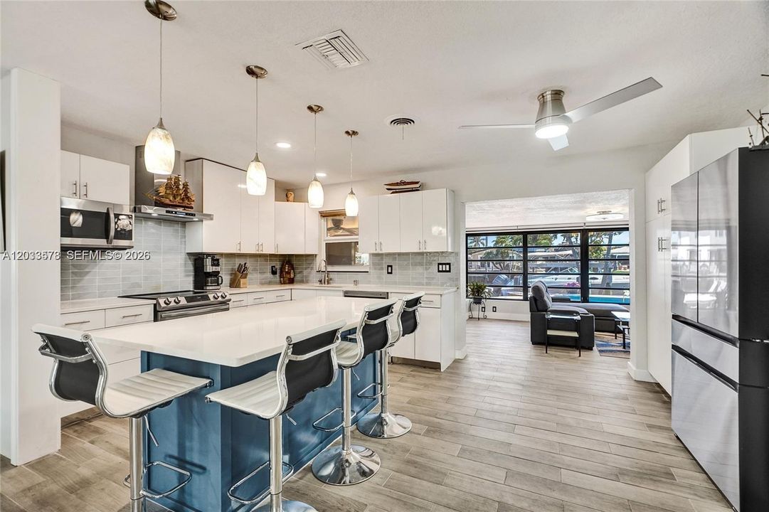 For Sale: $1,249,999 (3 beds, 2 baths, 1481 Square Feet)