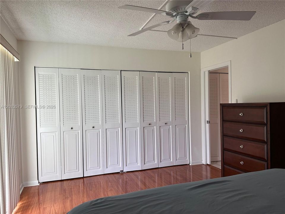For Rent: $1,500 (1 beds, 1 baths, 715 Square Feet)