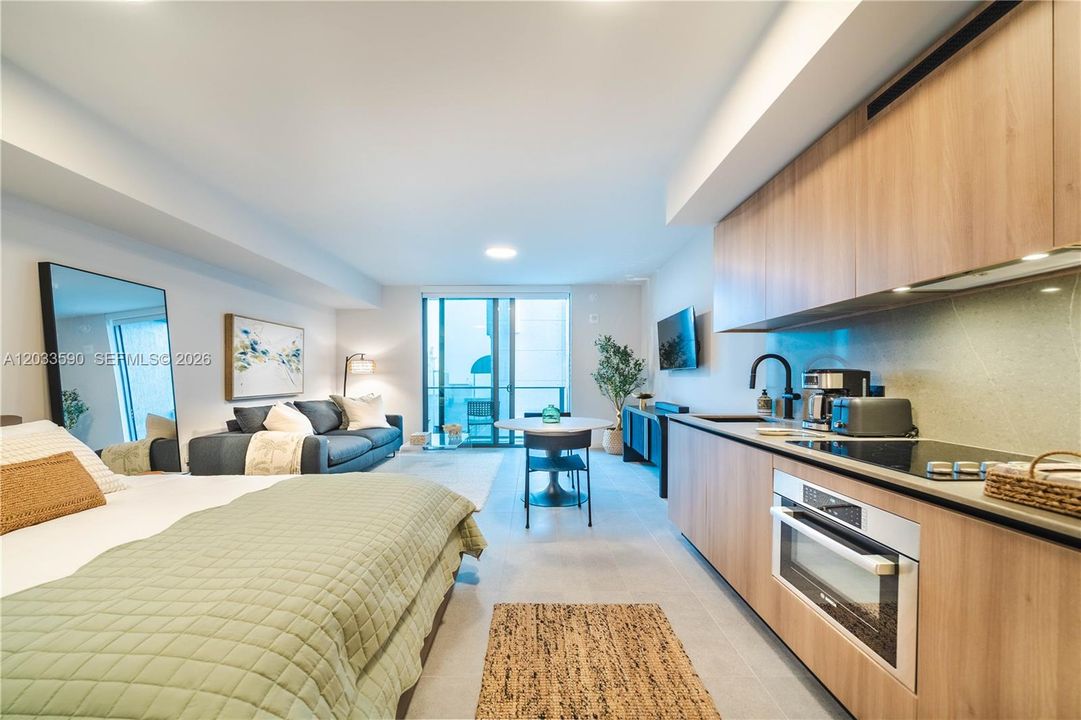 В аренду: $3,000 (0 спален, 1 ванн, 412 Квадратных фут)
