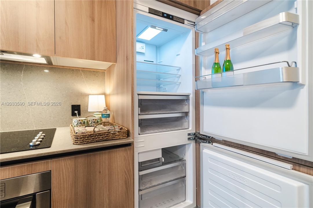 В аренду: $3,000 (0 спален, 1 ванн, 412 Квадратных фут)