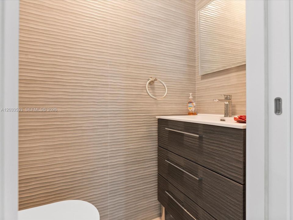 В аренду: $11,000 (3 спален, 3 ванн, 2302 Квадратных фут)